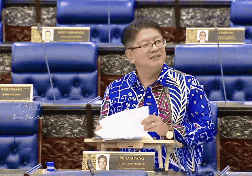 Gambar Menteri KUSKOP Dalam Ucapan Penggulungan