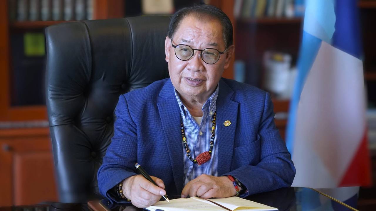 SABAH MESTI BERDIRI TEGUH SEPERTI SARAWAK – JEFFREY