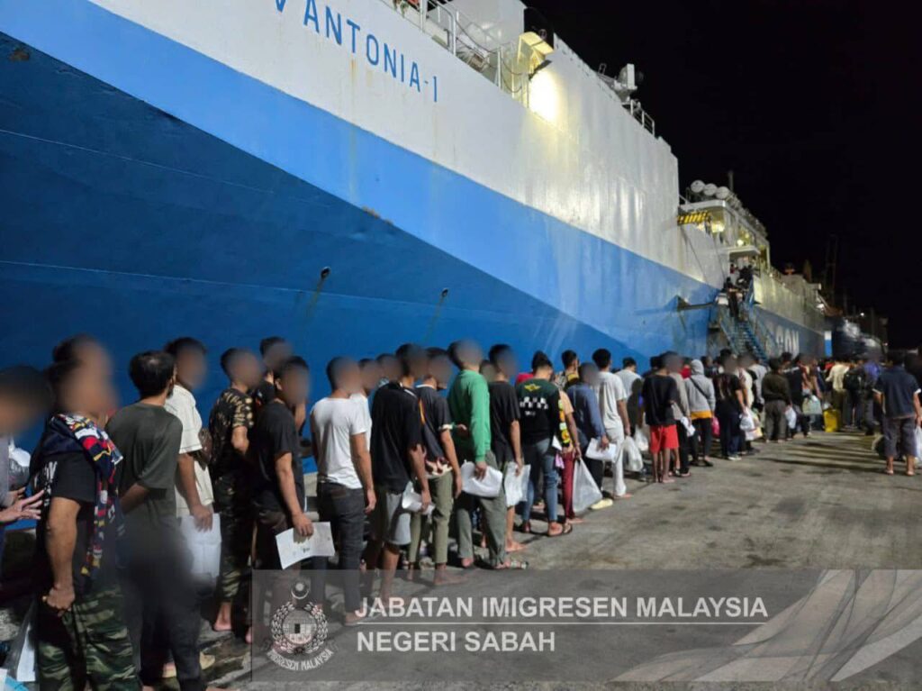 616 Warga Filipina Dihantar Pulang Melalui Program Pemindahan PATI Siri 18 2 photo 2025 10 24 16 29 45