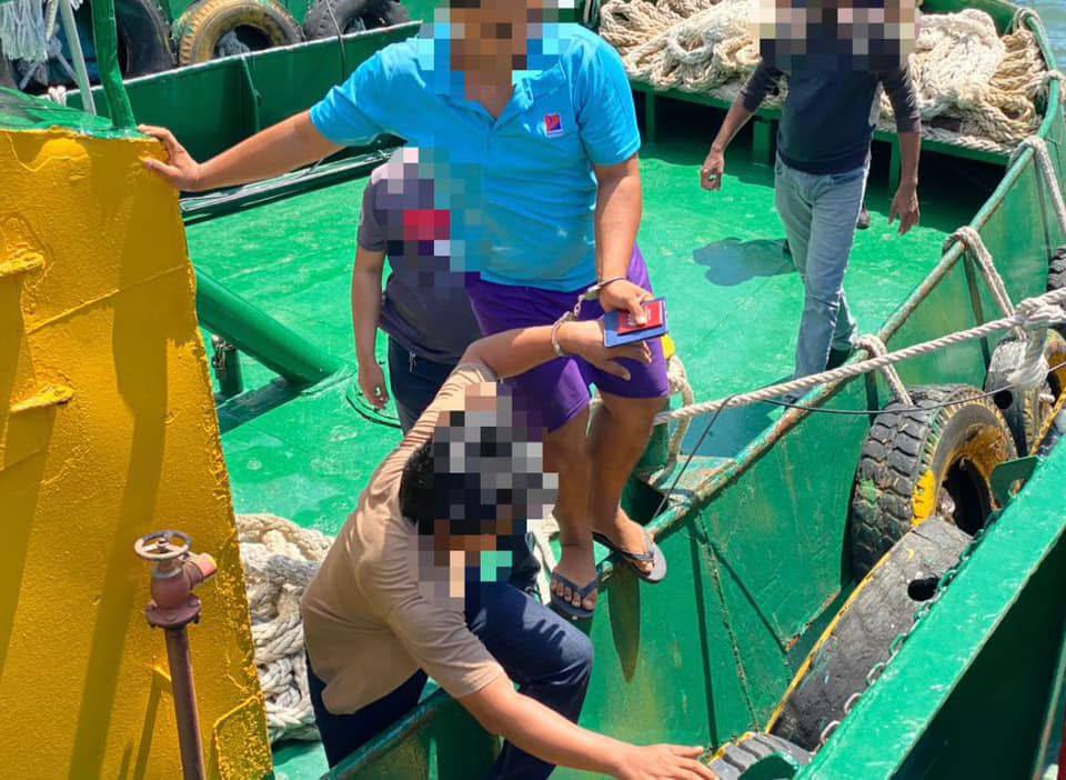 photo 2025 11 04 17 11 39