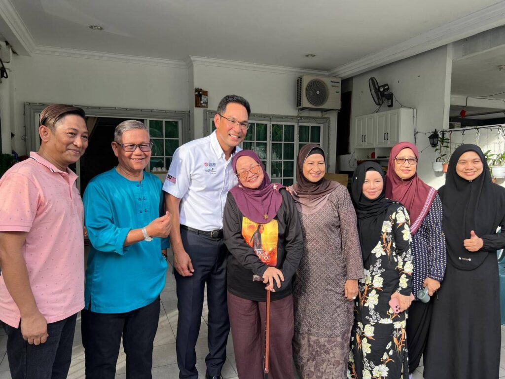 photo 2025 11 08 11 38 39