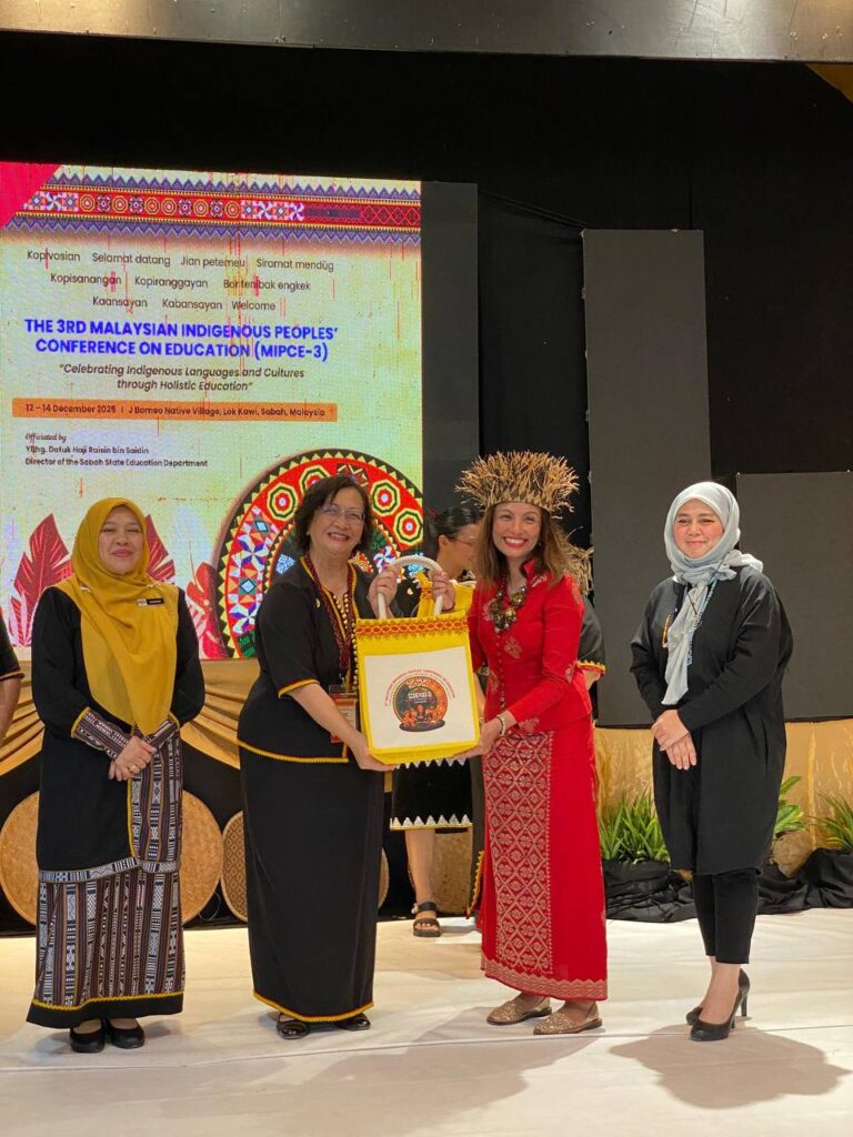 photo 2025 12 12 19 39 19