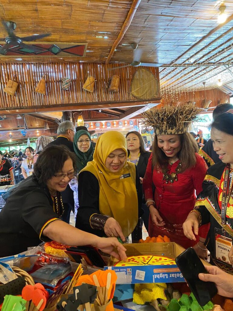 photo 2025 12 12 19 39 23