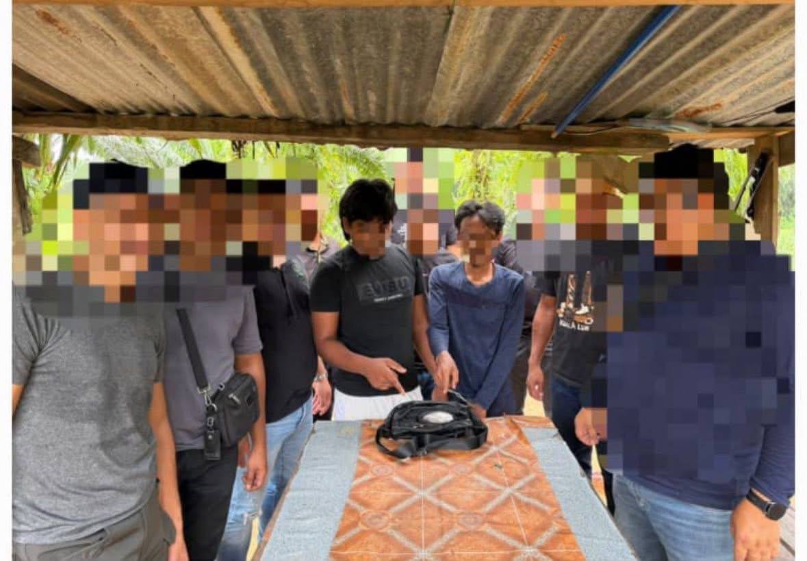 photo 6179364341946190879 y