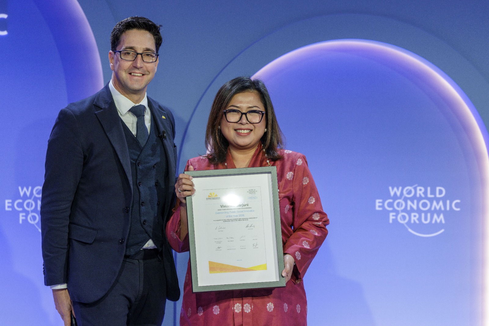 Viviantie dari Sabah rakyat Malaysia pertama terima anugerah berprestij di Davos