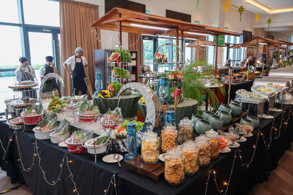 photo 6291582903858696167 y 1