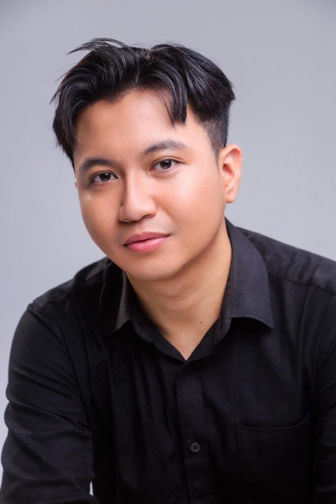 photo 6300557706175123352 y