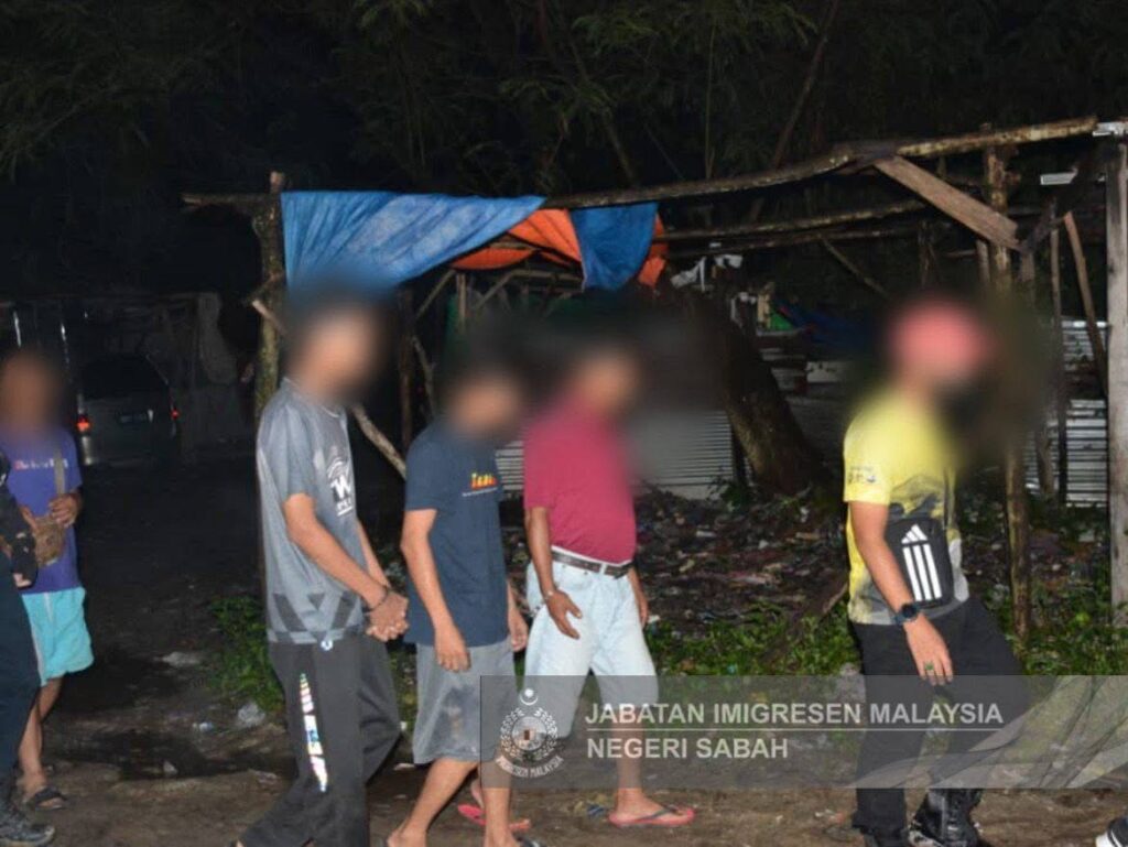 44 PATI ditahan dalam operasi di Kota Kinabalu 2 photo 2026 02 26 17 11 45