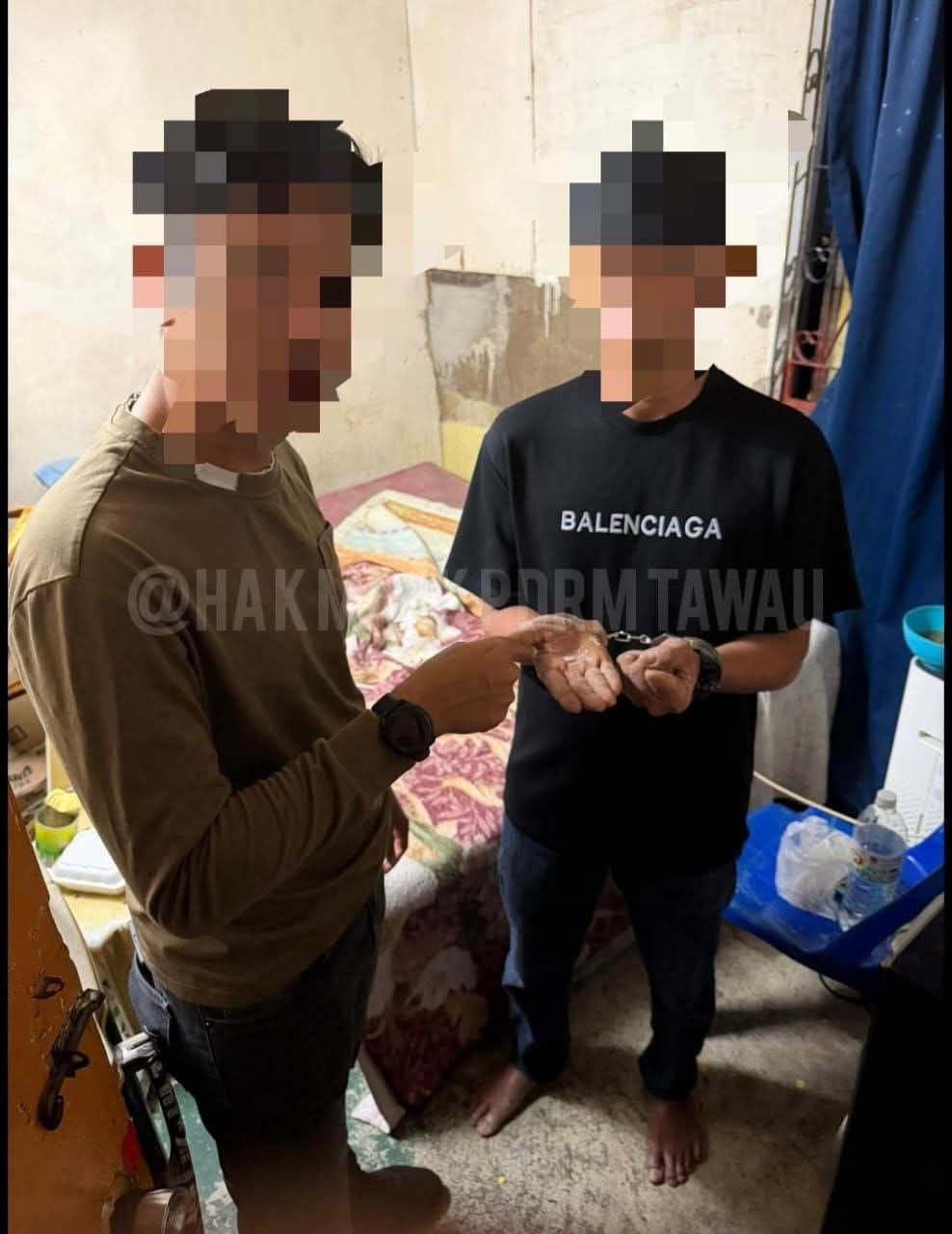 photo 6053378429870083906 y