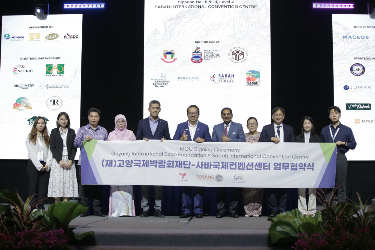 photo 6064286130678468190 y