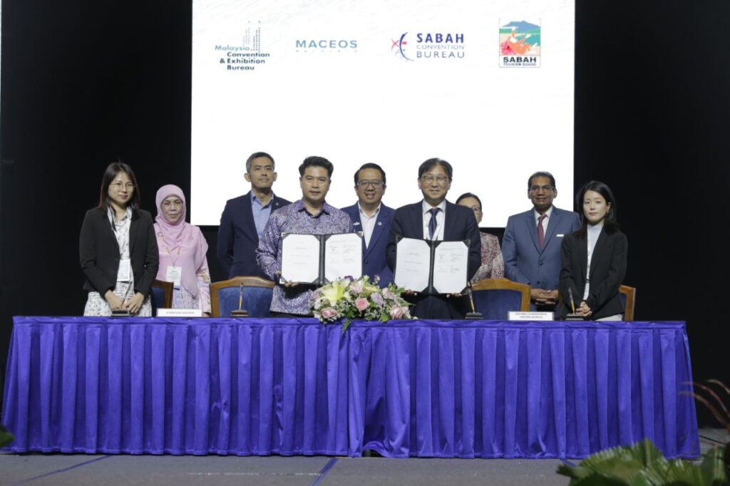 photo 6064286130678468191 y