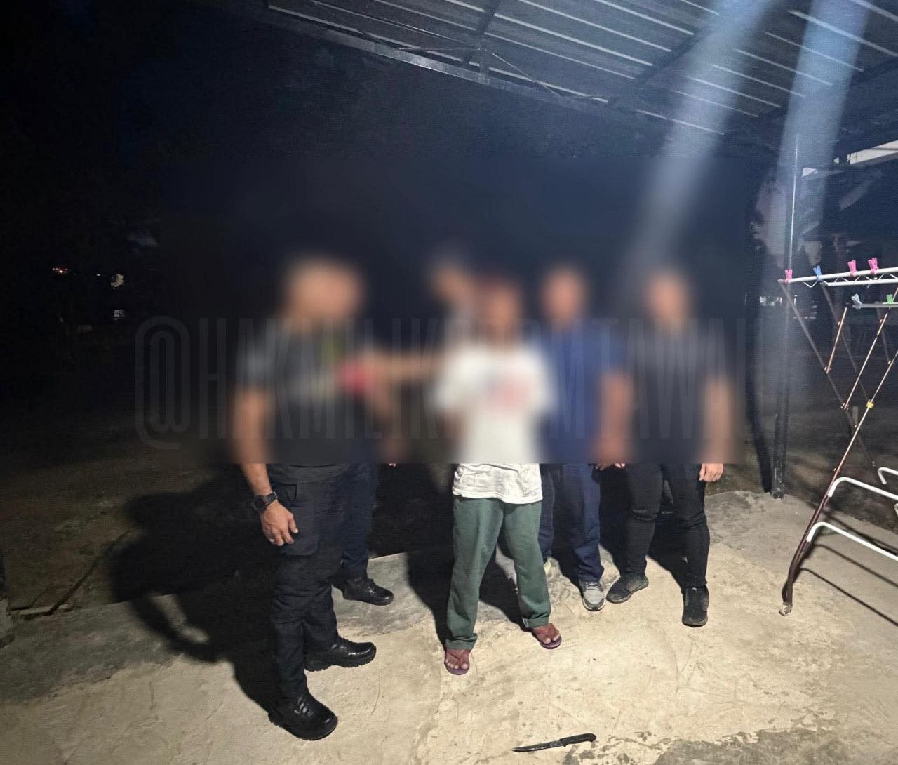 photo 6077754413679316344 y