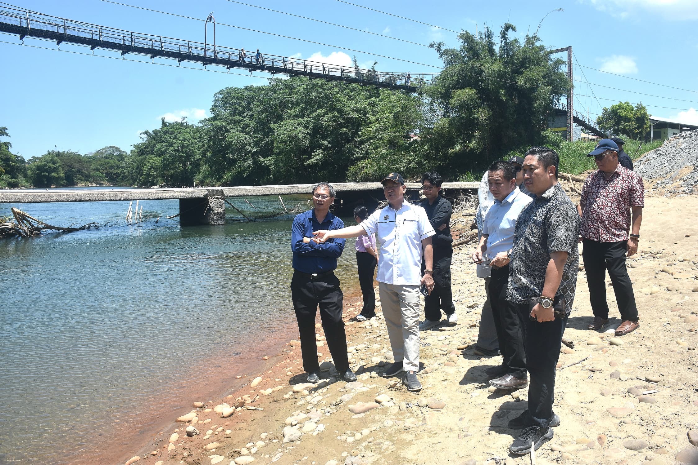 7537b3df 1e04 43fe 9efc 629128e80af5