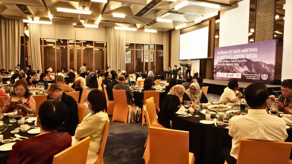 Detik Bersejarah ASSEAN: Presiden Wanita Pertama, anak jati Sabah dilantik 6 JCI ASSEAN crowd