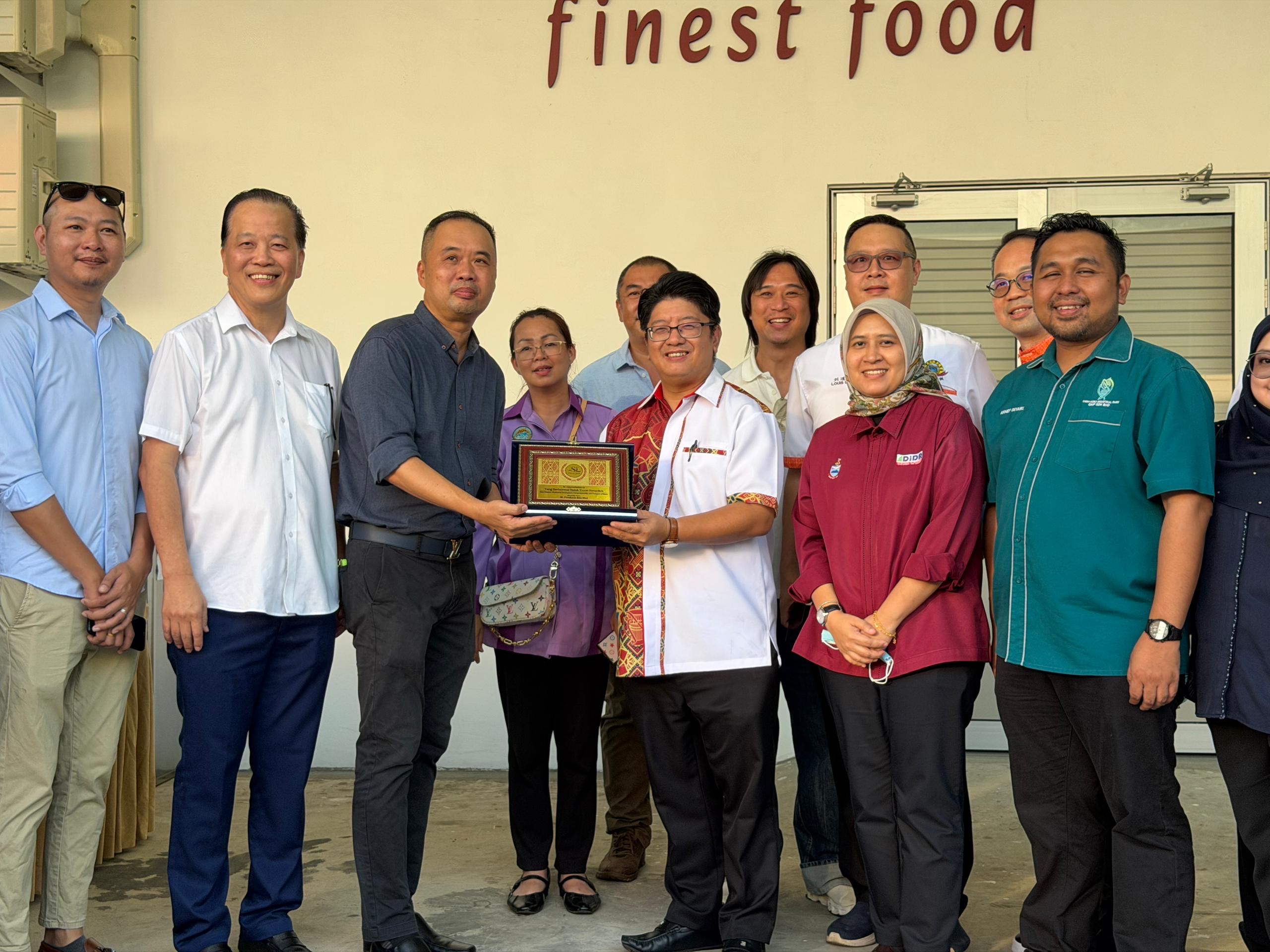 21DA6A21 C0A8 4F40 9647 FBECDB17FE10