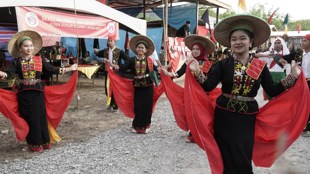 SAAN Perkasa Identiti Etnik, “Biar mati anak, jangan mati adat.” – Dr Jeffrey 5 DEG14161