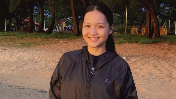 Gelvia Vanessa Jenny, pewaris bahasa ibunda yang berani bersuara 3 Gelvia3b