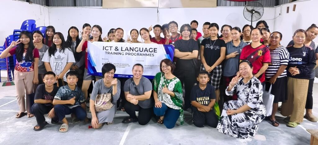 English Classes in Kampung Molisau Turn Free Time into a Brighter Future 3 English Kg Molisau Tenghilan 4