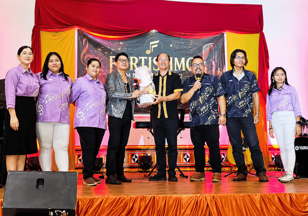 Rhowell Roland terus menggilap bakat nyanyian di Konsert Fortissimo Music Studio Ke-10 3 Gambar Konsert FMS 3