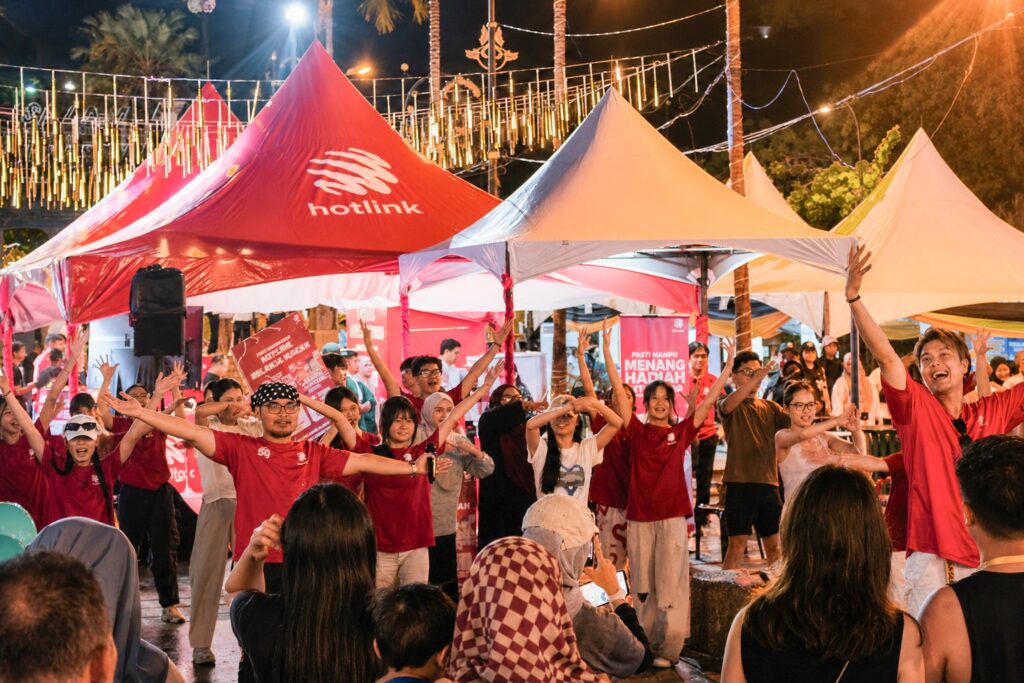 Hotlink Prepaid Pasti Mampu Belanja Makan Warnai Gaya Street 1 WhatsApp Image 2026 07 10 at 11.30.43