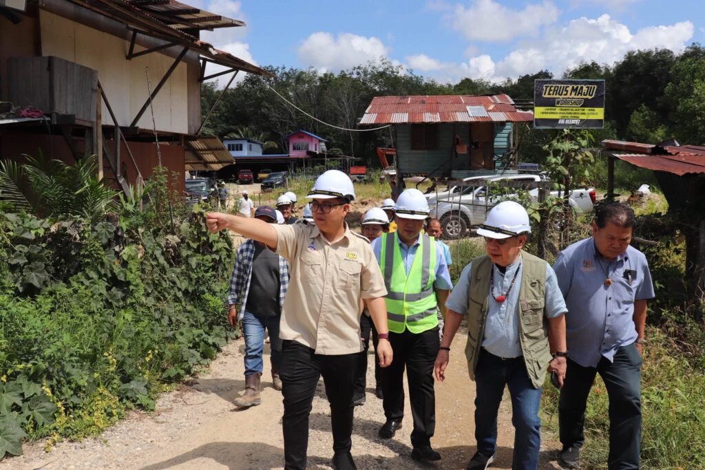 Jalan pintas Durok Keningau 30% siap, Jeffrey tinjau sendiri 3 Jeffrey Jalan Pintas