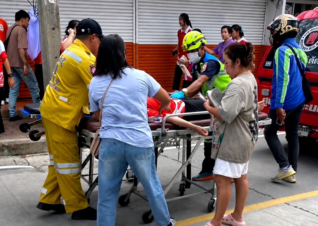 Eight dead after 14-year-old student goes on rampage at Thai school