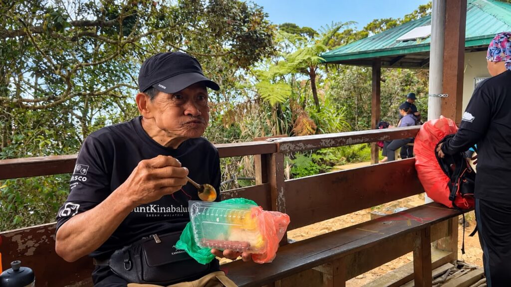Ginsos Magiau: 75 Tahun, Anak Gunung tidak pernah berhenti mendaki 11 20FA8A4F E488 4DF4 91C6 C7A30B061337 7121E9DF 4961 4F41 809F 8B905FC16797