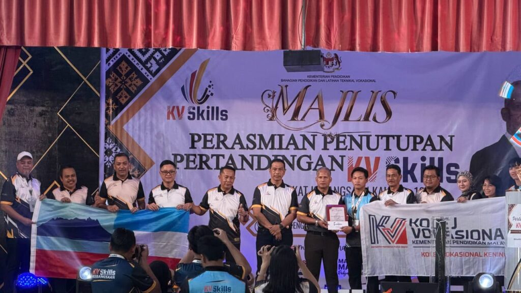 Anak Ranau juara KV Skills lukisan kebangsaan 2 5130f27b 29db 4991 9ed1 d8b51b8e2fed