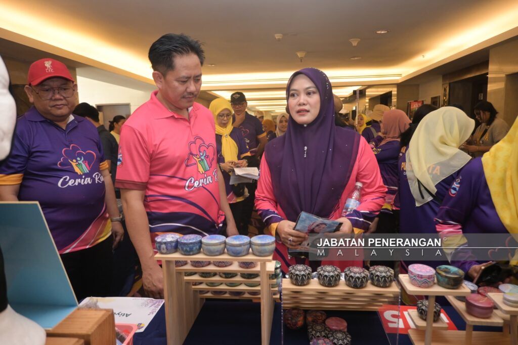 Harmonious families foundation of excellent public service, says Sabah State Secretary 3 IMG 2101