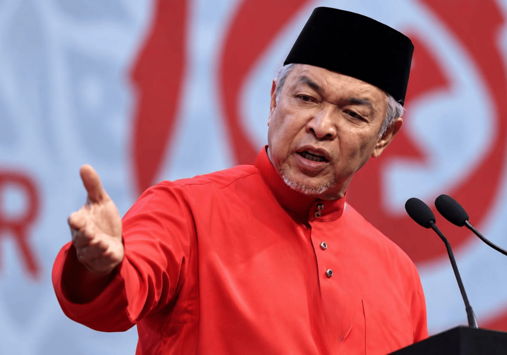 Zahid Hamidi Mengumumkan Solidariti Najib