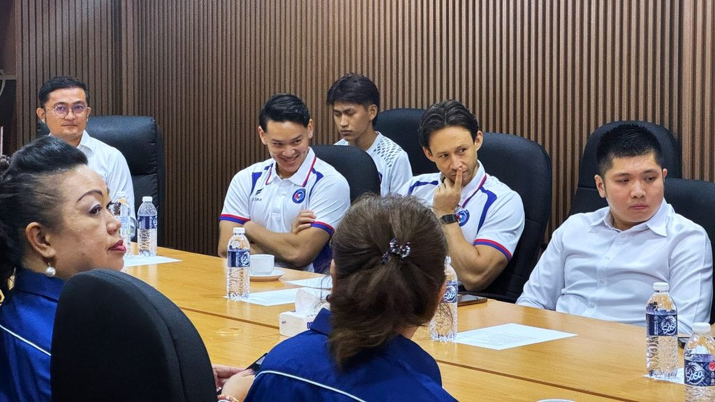 Sabah FC donates signed jersey, match ball for carers’ NGO auction 5 1000211958